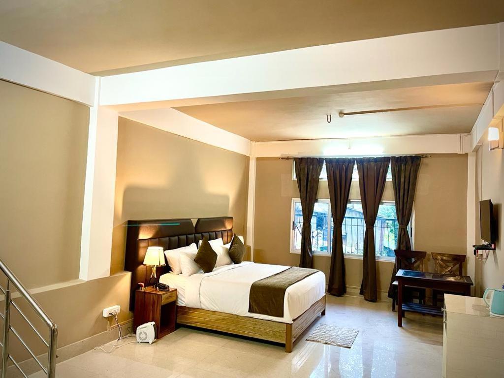 La Colline Resort Kohima Eksteriør billede