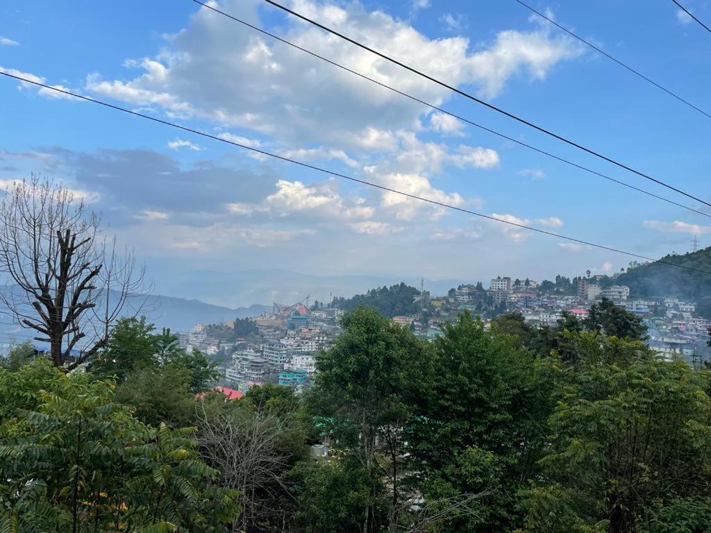 La Colline Resort Kohima Eksteriør billede