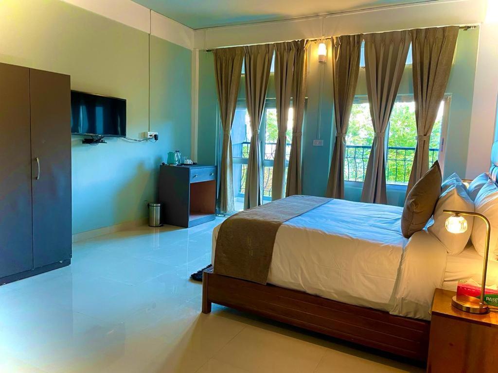 La Colline Resort Kohima Eksteriør billede