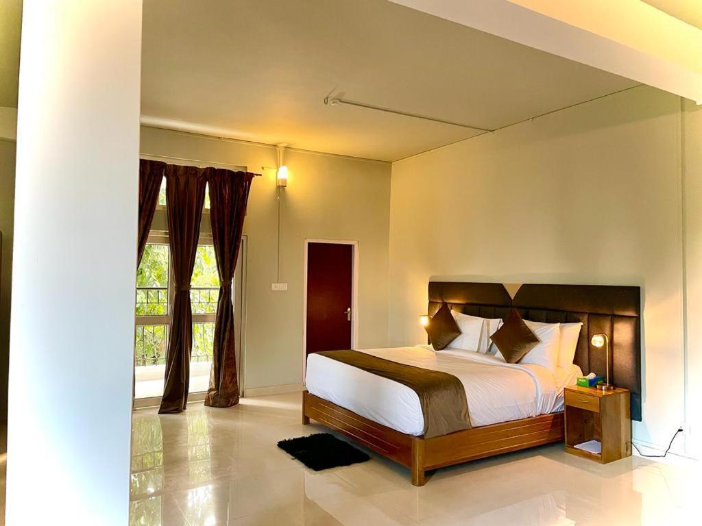 La Colline Resort Kohima Eksteriør billede