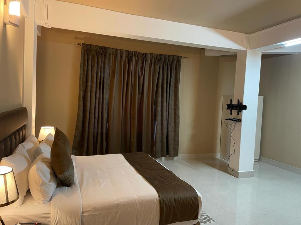 La Colline Resort Kohima Eksteriør billede